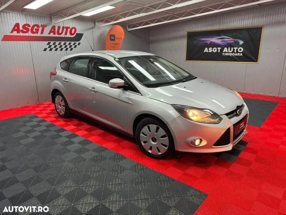 Ford Focus MK3 — imagine 5