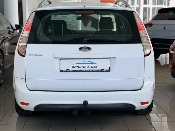 Ford Focus 1.6 16V White Magic