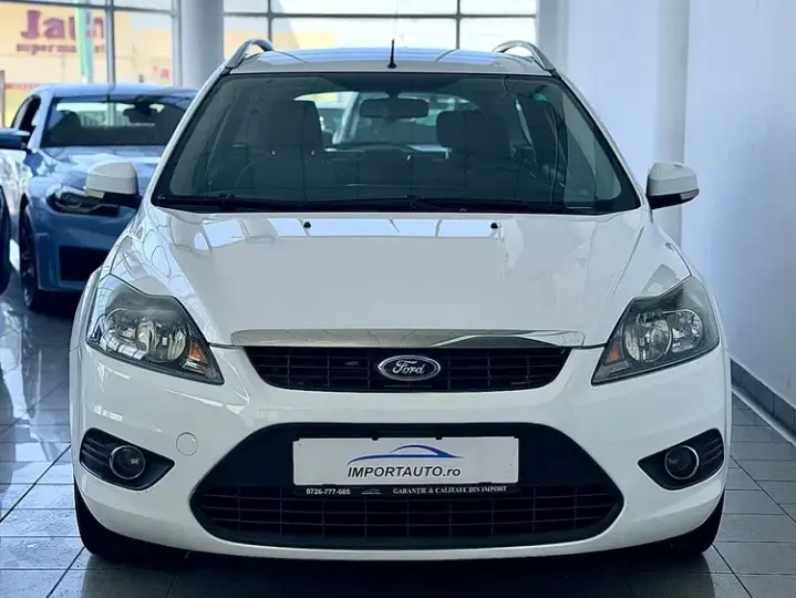Ford Focus 1.6 16V White Magic