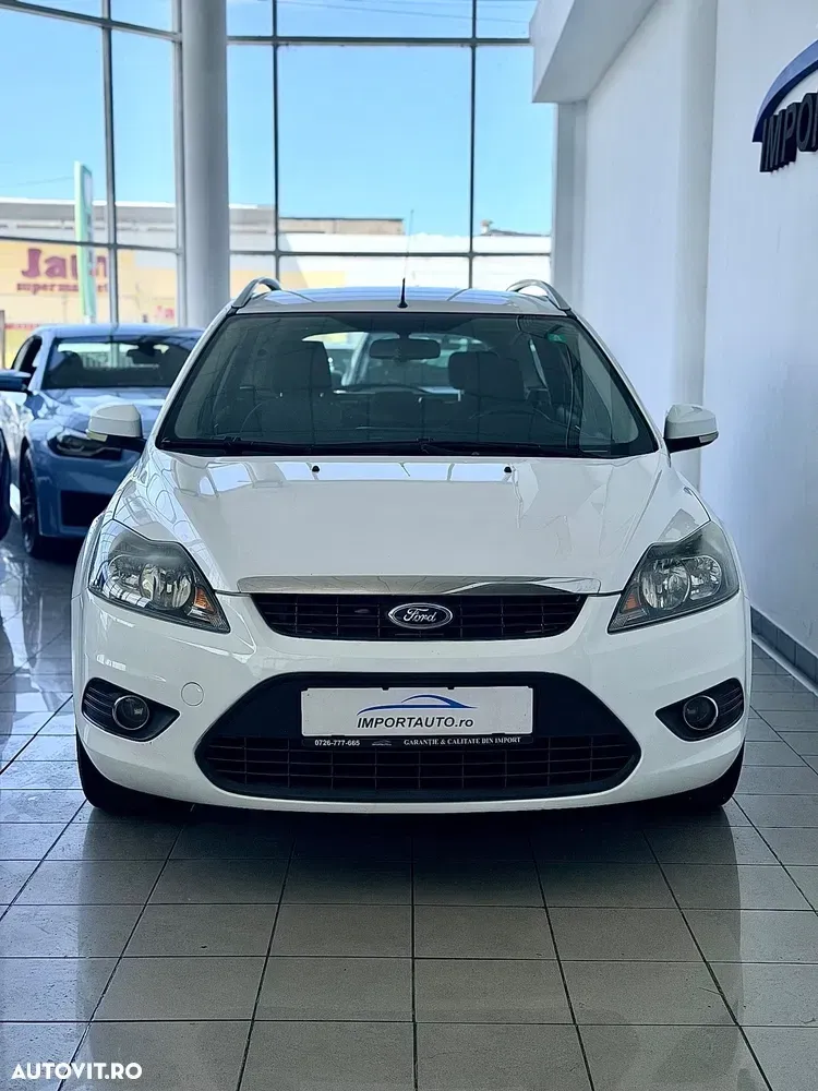 Ford Focus 1.6 16V White Magic — imagine 2