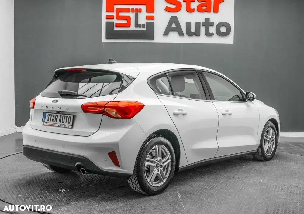 Ford Focus MK4 1.0 EcoBoost Trend Edition — imagine 6