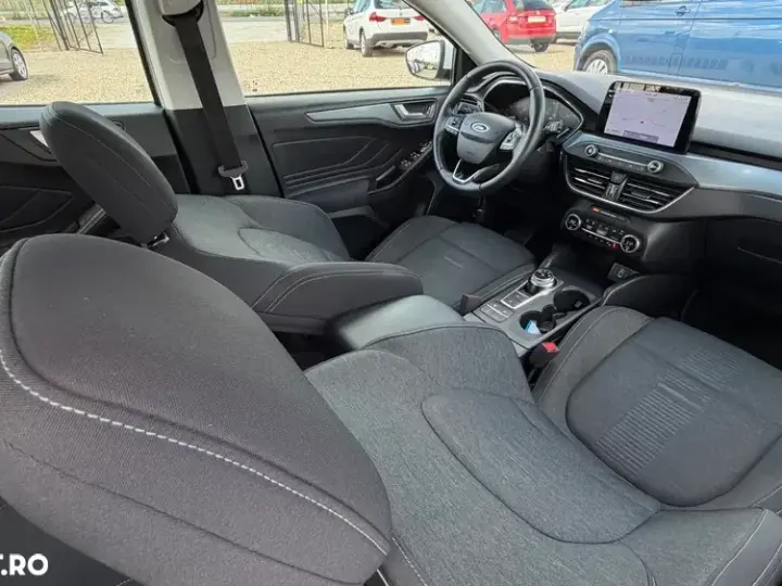 Ford Focus MK4 2.0 EcoBlue Active Business