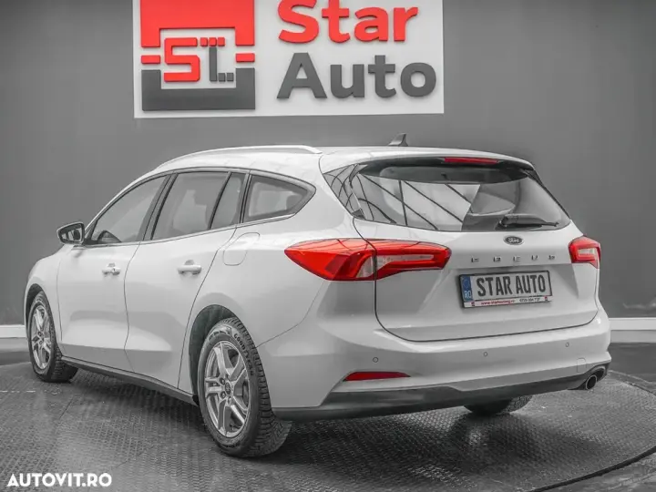 Ford Focus MK4 1.5 EcoBlue Start-Stopp-System Aut. TITANIUM STYLE