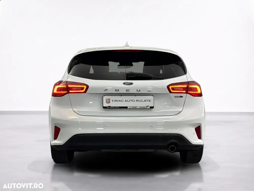 Ford Focus — imagine 4