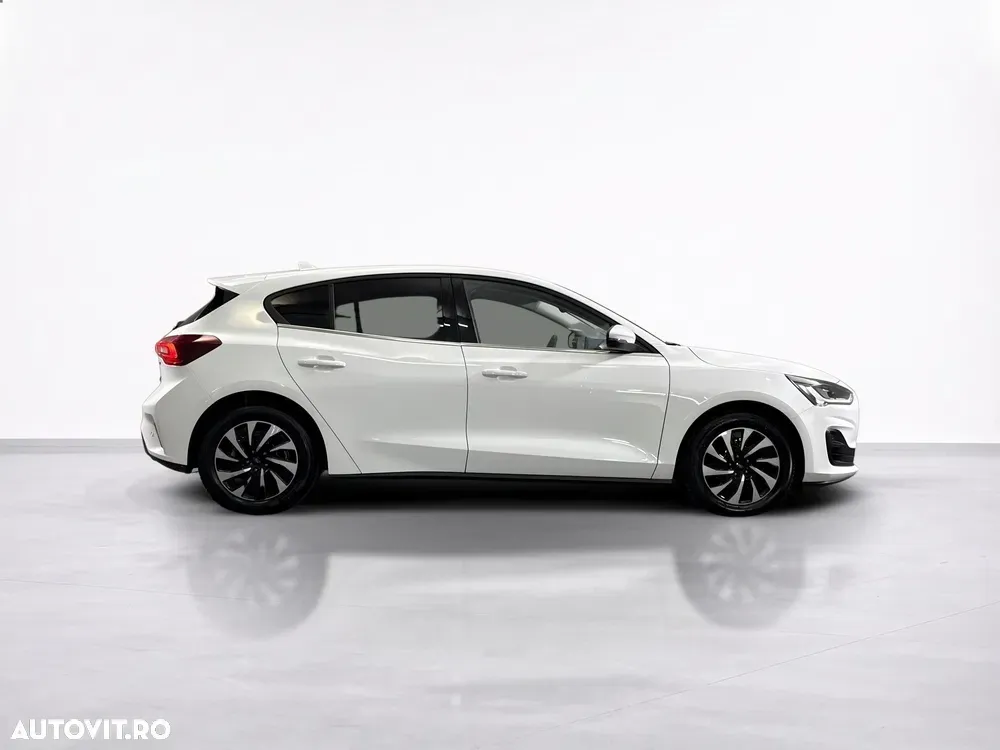 Ford Focus — imagine 6