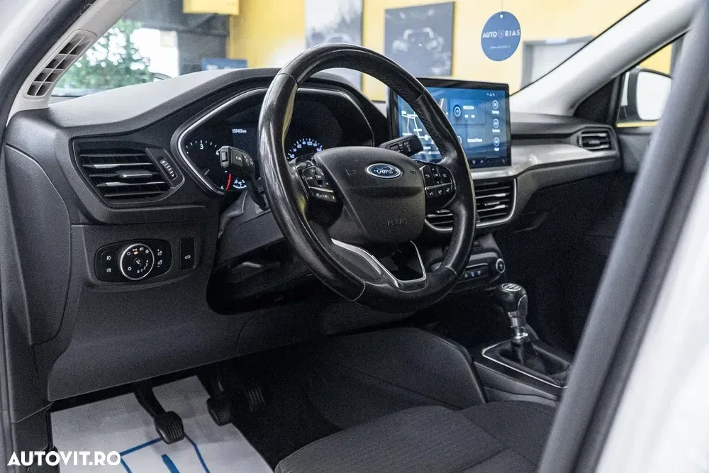 Ford Focus MK4 1.5 EcoBlue Titanium — imagine 6