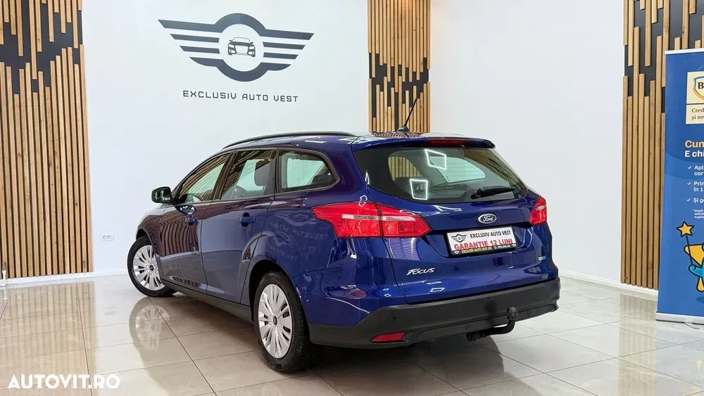 Ford Focus MK4 1.0 EcoBoost Sport — imagine 3