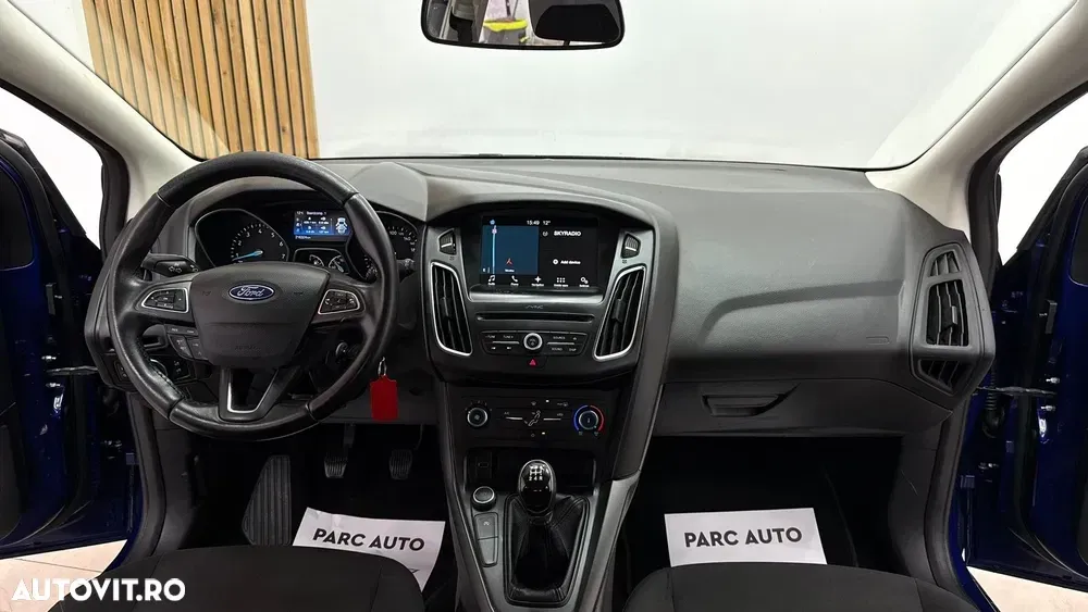 Ford Focus MK4 1.0 EcoBoost Sport — imagine 6