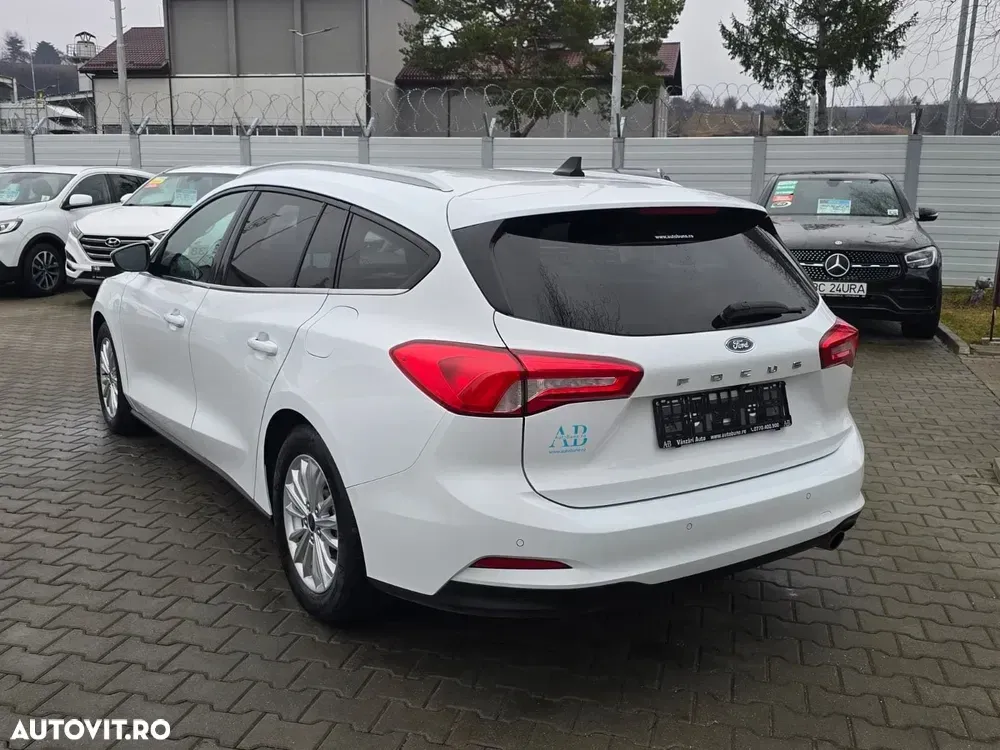 Ford Focus 1.5 EcoBlue Connected — imagine 3