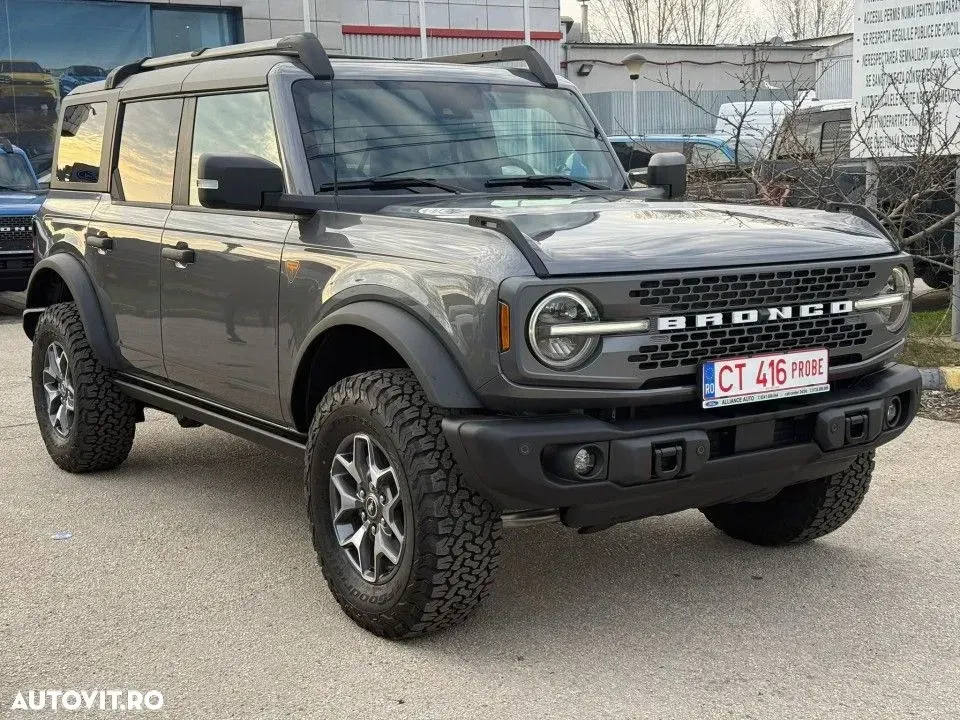 Ford Bronco 2.7L V6 Ecoboost Badlands — imagine 4