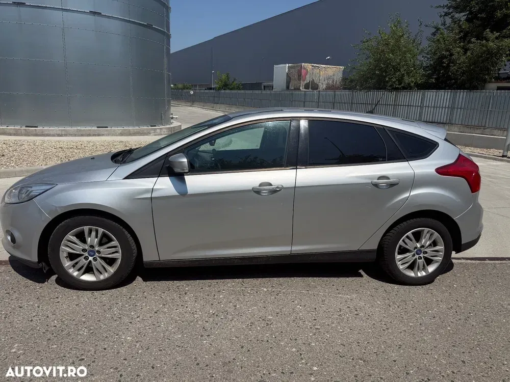 Ford Focus MK3 1.6 TDCI DPF Titanium — imagine 2