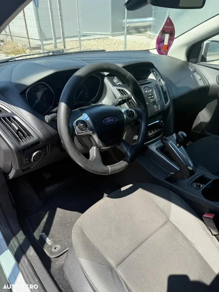 Ford Focus MK3 1.6 TDCI DPF Titanium — imagine 5