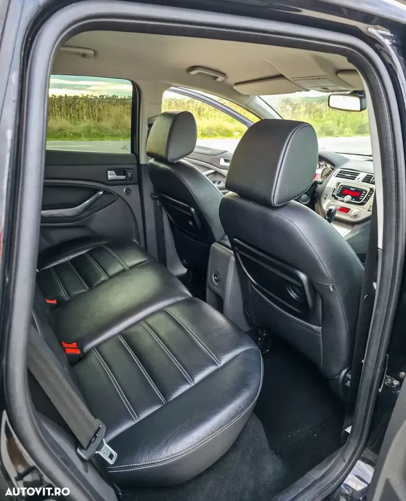 Ford Kuga I 2.0 TDCi 4WD Powershift Titanium — imagine 3