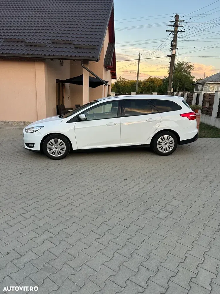 Ford Focus MK3 1.5 TDCi Trend — imagine 3