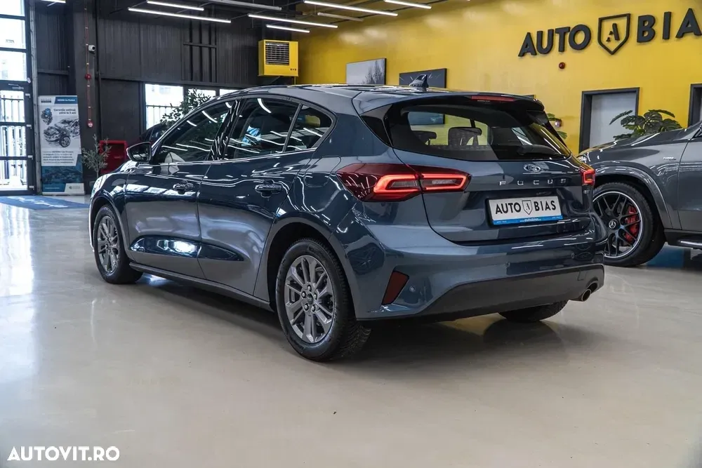 Ford Focus 1.0 EcoBoost 7DCT MHEV Titanium — imagine 5