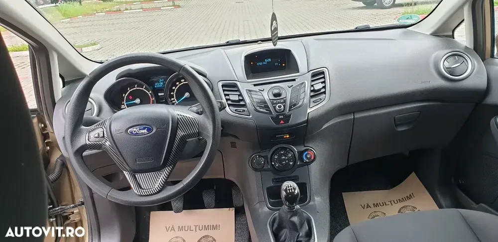 Ford Fiesta 1.0 SYNC Edition — imagine 5