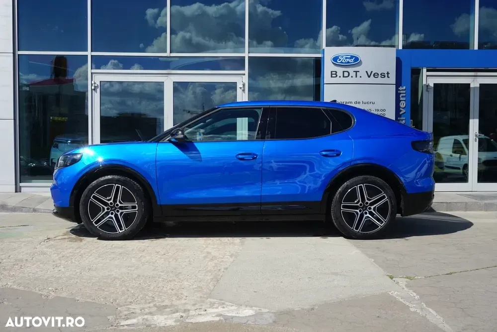 Ford Capri 77 kWh 340 CP AWD Premium — imagine 4