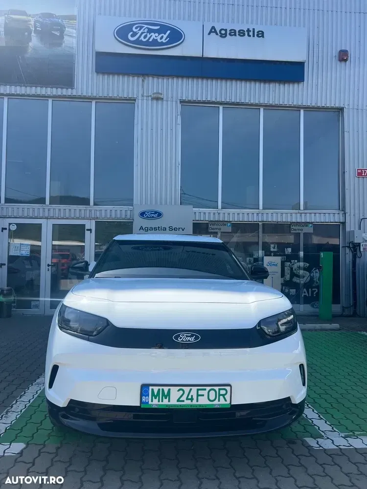 Ford Capri 77kWh RWD — imagine 3