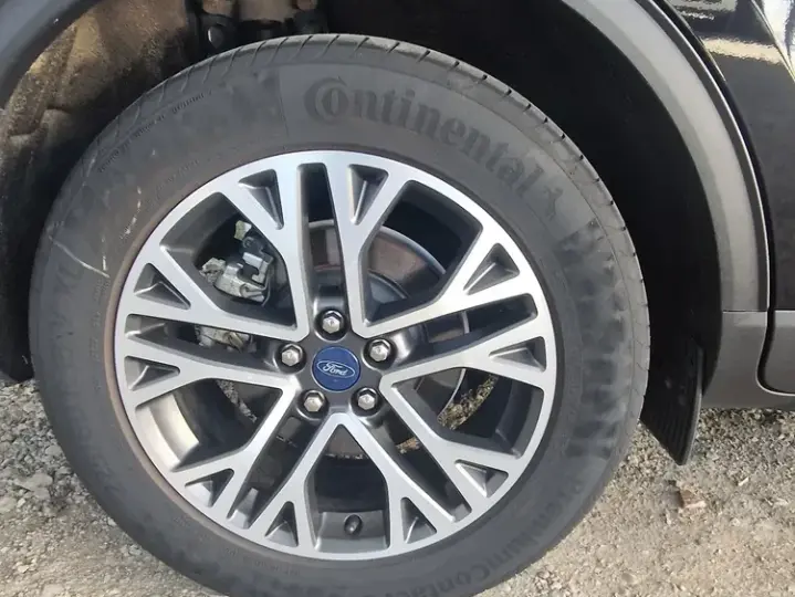 Ford Kuga III 2.0 EcoBlue A8 AWD Titanium
