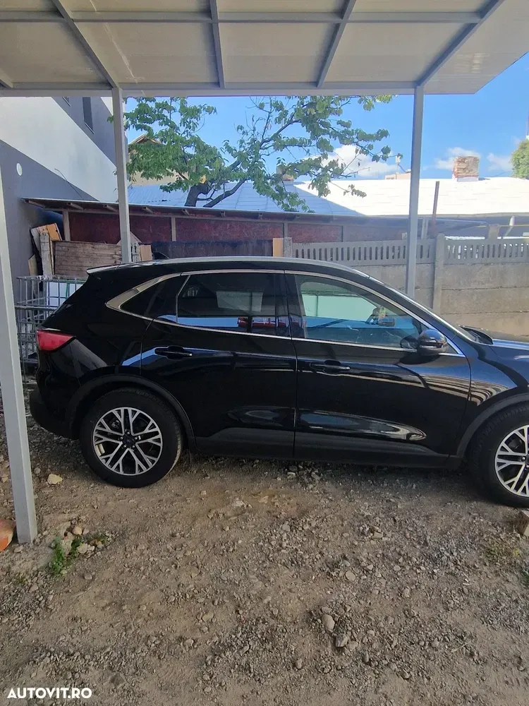 Ford Kuga III 2.0 EcoBlue A8 AWD Titanium — imagine 5