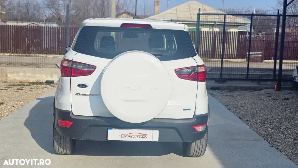 Ford EcoSport — imagine 3