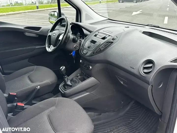 Ford Courier