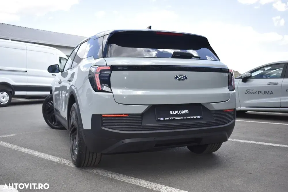 Ford Explorer RWD 79 kWh Extended Range Collection — imagine 6