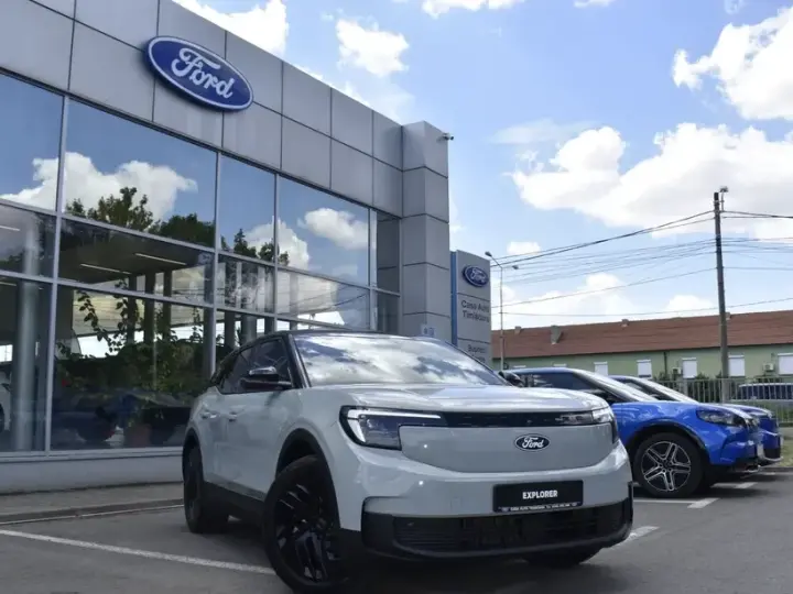 Ford Explorer RWD 79 kWh Extended Range Collection