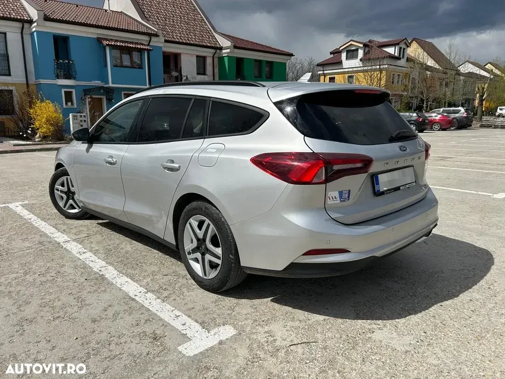 Ford Focus 1.0 EcoBoost Connected — imagine 5