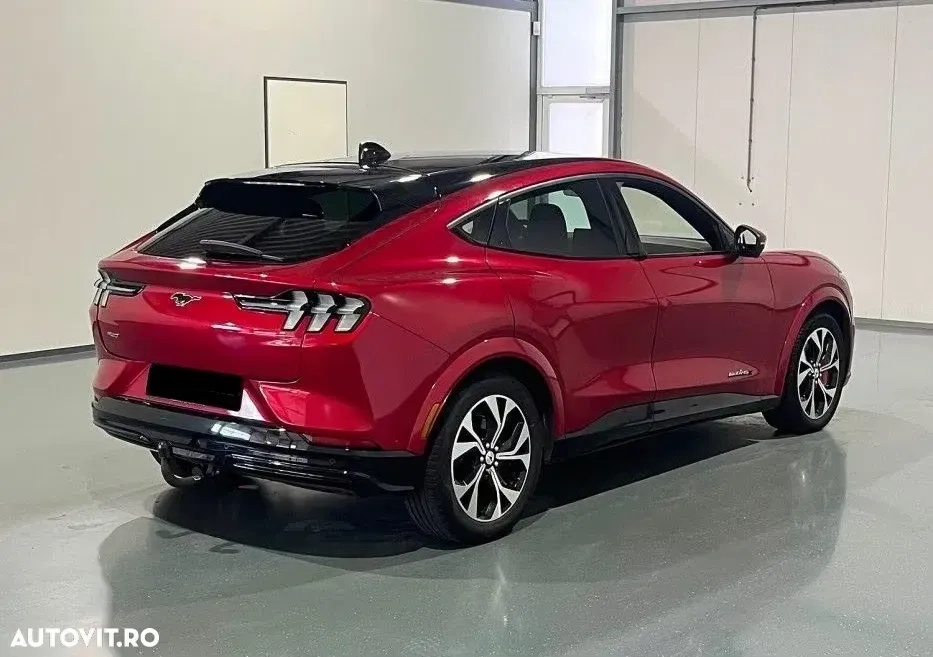 Ford Mustang Mach-E AWD PREMIUM — imagine 6
