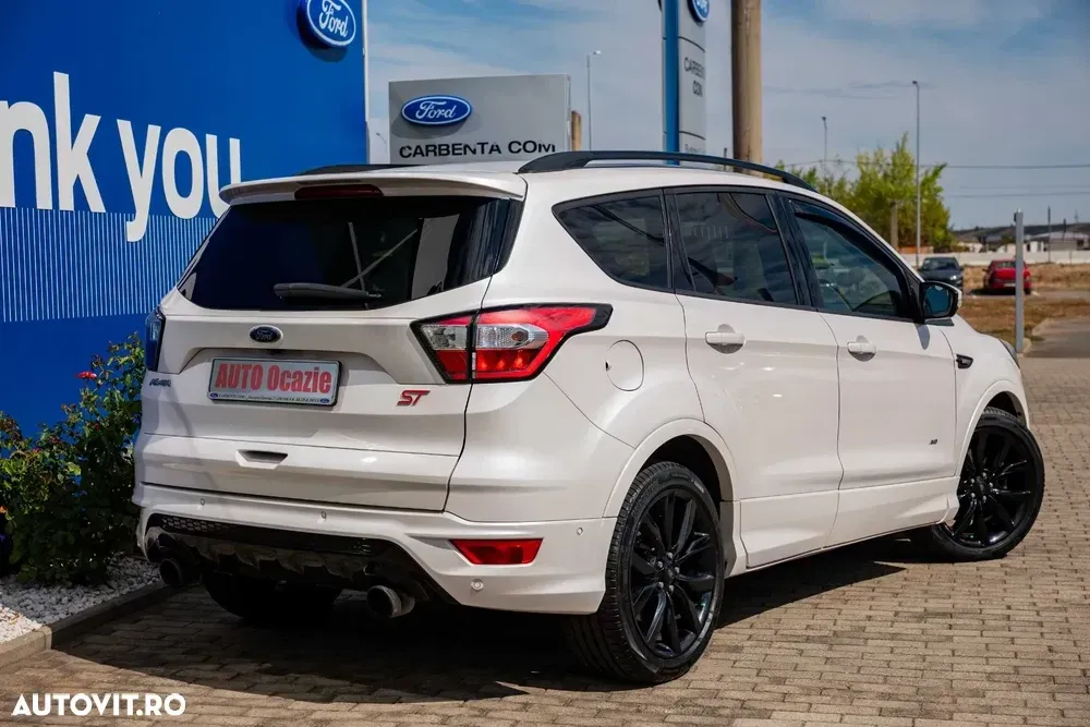 Ford Kuga — imagine 4