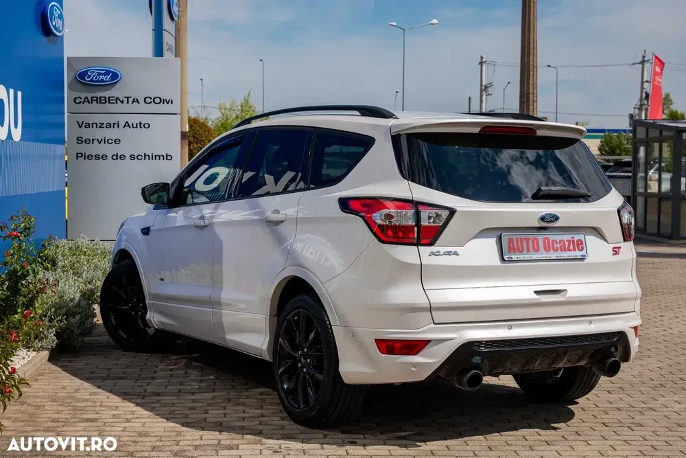 Ford Kuga — imagine 3