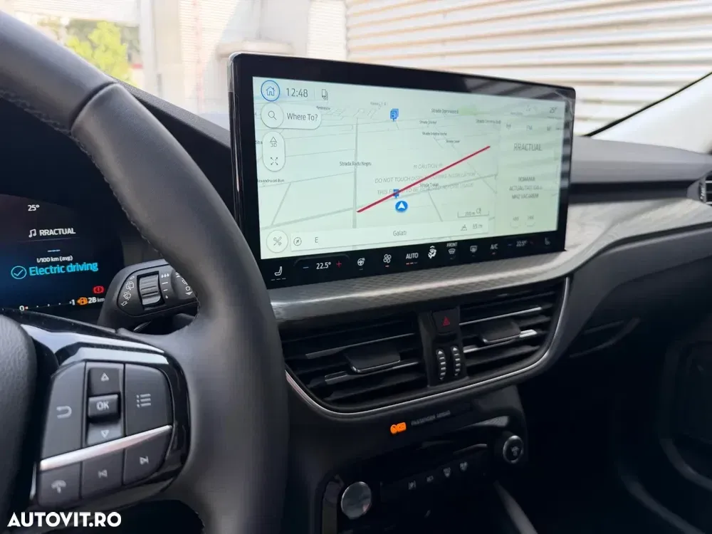 Ford Kuga 2.5 Duratec AWD FHEV Titanium — imagine 6