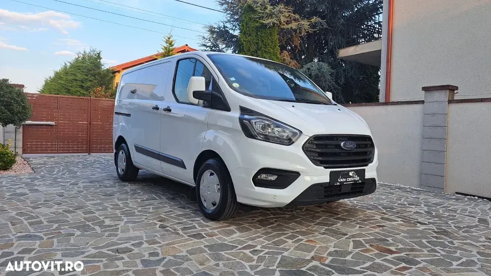 Ford Transit Custom — imagine 3