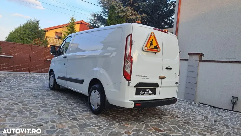 Ford Transit Custom — imagine 6