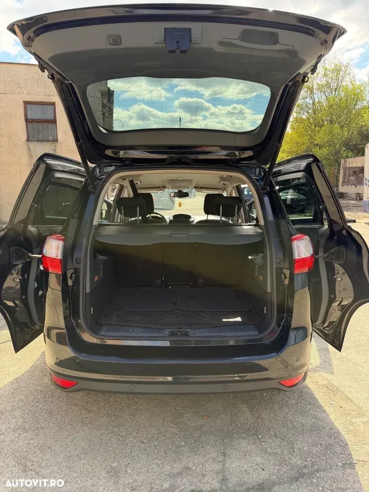 Ford Grand C-Max 2.0 TDCi Titanium — imagine 5