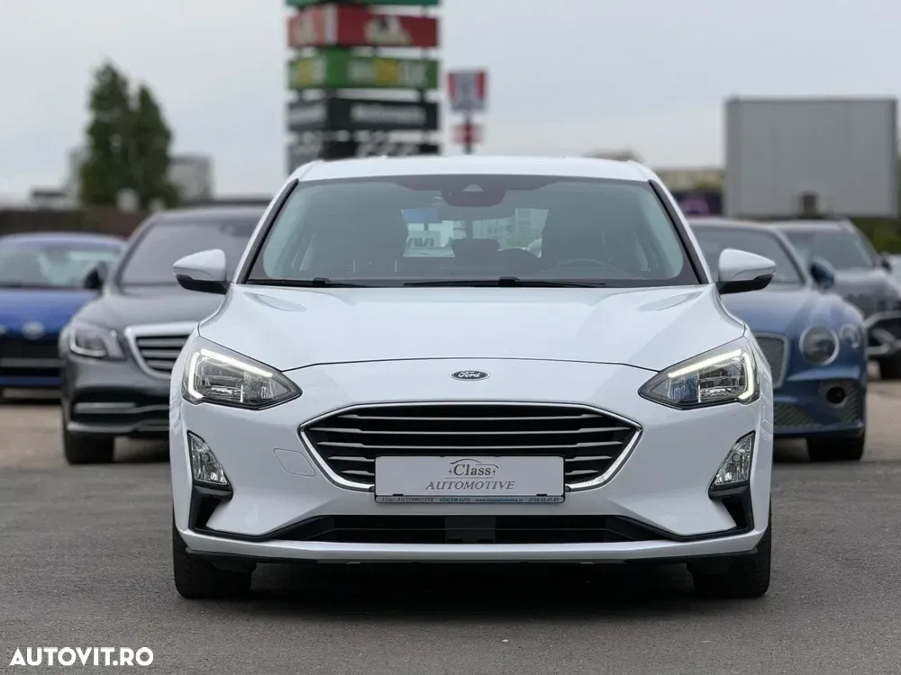 Ford Focus 1.5 EcoBlue Titanium — imagine 2
