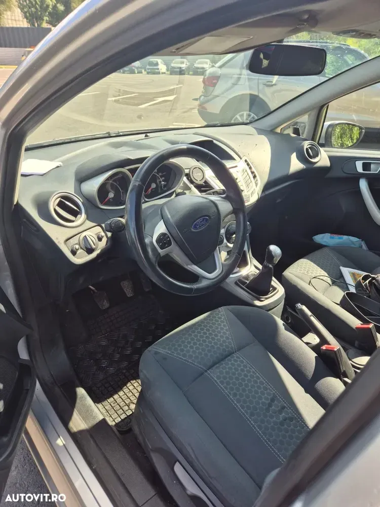 Ford Fiesta VII 1.25i Titanium — imagine 5
