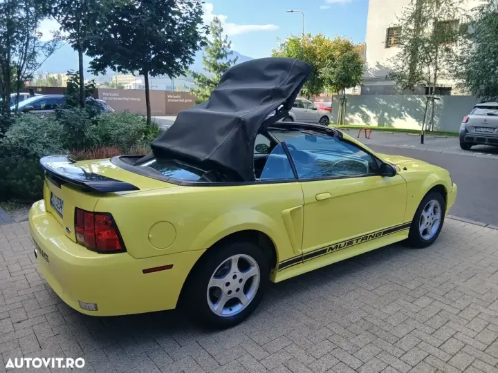 Ford Mustang IV