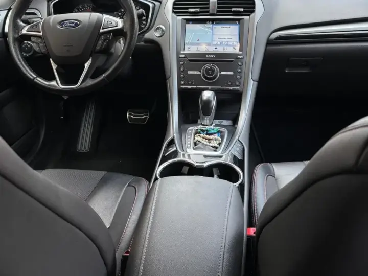 Ford Mondeo IV 2.0 TDCi Powershift ST Line High