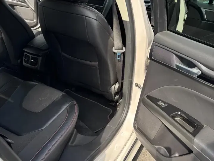 Ford Mondeo IV 2.0 TDCi Powershift ST Line High