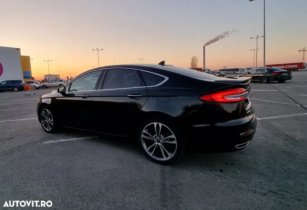 Ford Fusion — imagine 4