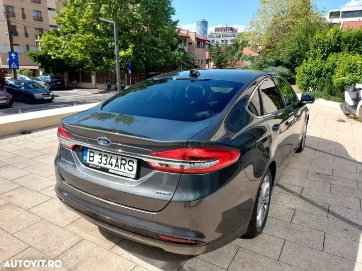 Ford Mondeo IV 2.0 HEV Titanium