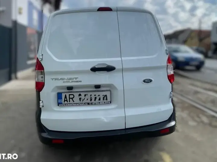 Ford Courier