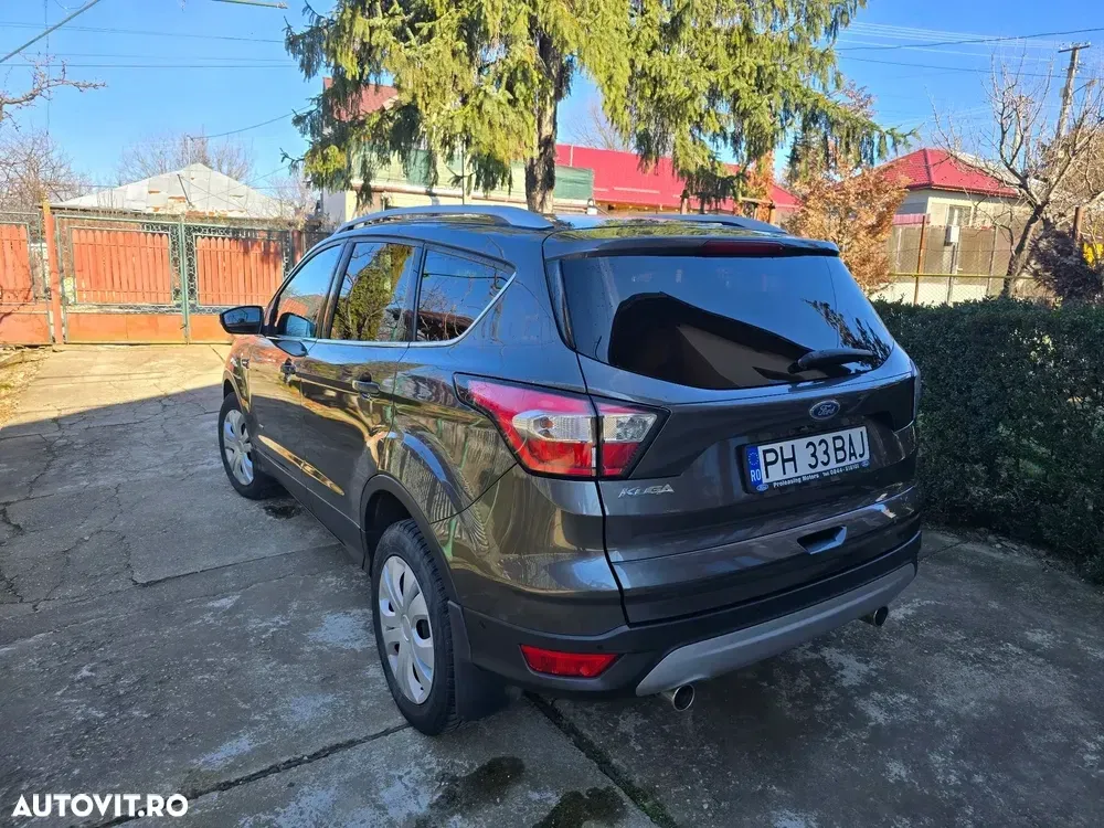 Ford Kuga II 2.0 TDCi 4WD Powershift Titanium — imagine 2