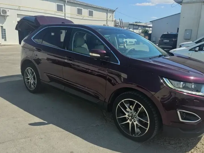 Ford Edge II 2.0 TDCi Powershift Titanium
