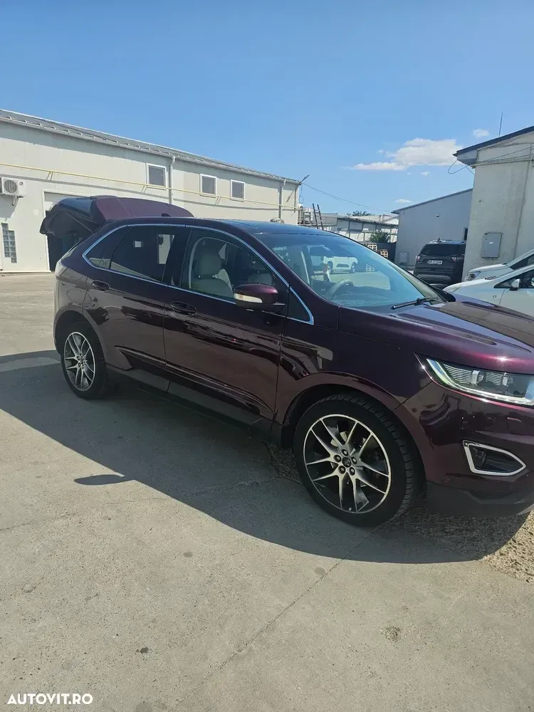 Ford Edge II 2.0 TDCi Powershift Titanium — imagine 3