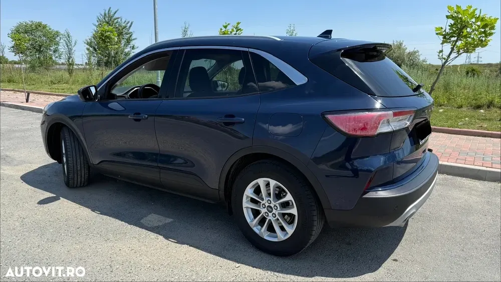 Ford Kuga III 1.5 EcoBoost FWD Titanium — imagine 4