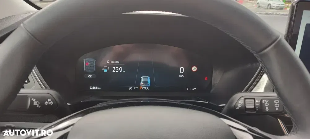 Ford Kuga III 1.5 EcoBoost A8 FWD Titanium — imagine 4