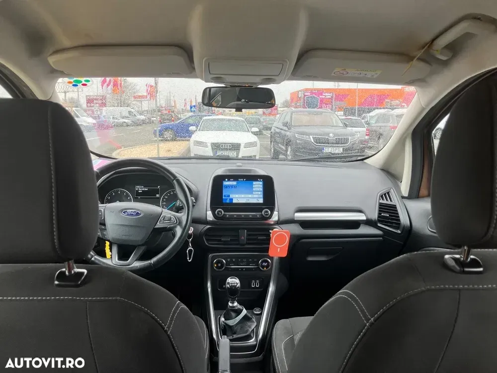 Ford EcoSport — imagine 6